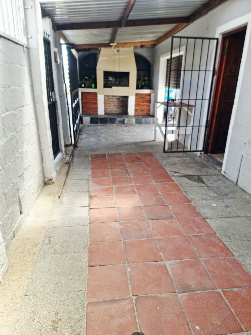 2 Bedroom Property for Sale in Kleinvlei Western Cape